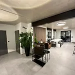 Luxurioeses Apartment Direkt Am Kanal 125 M² - Youpartments